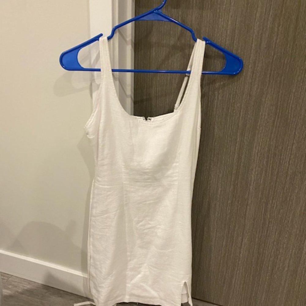 COPY - Abercrombie & Fitch White Bodycon Dress